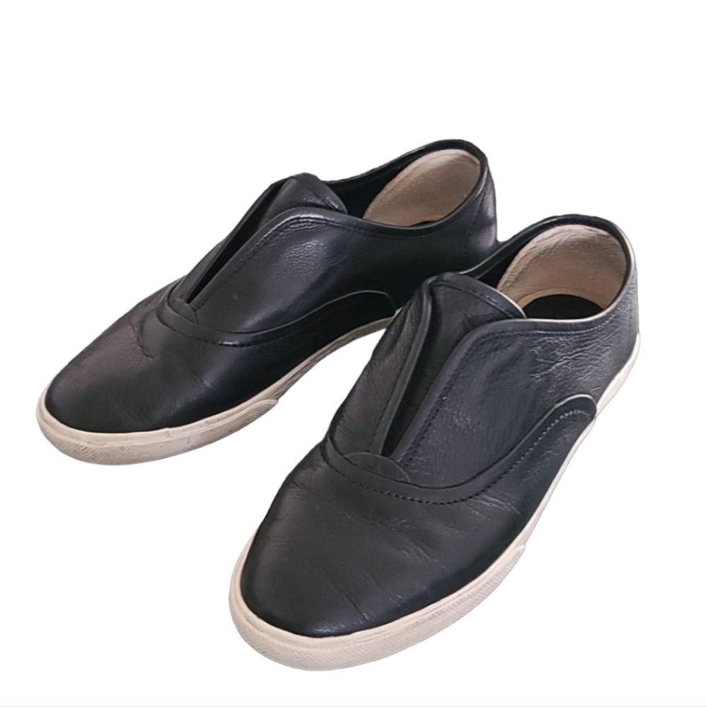 FRYE Mindy Black Leather Sneakers Flats 7 Slip On Minimalist Fashion Industrial - Picture 14 of 16